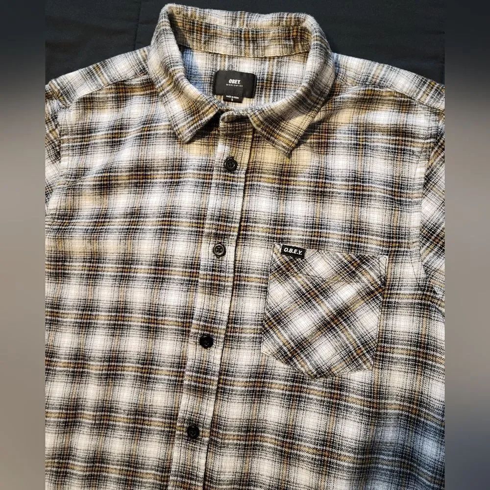 Obey men's small - Picture 4 of 4